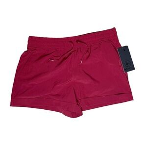 90 degree reflex Crimson Active casual Shorts